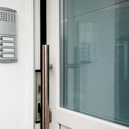 Worker Apartment Gronau - 1 Bedroom - 3 Single Box-Spring Beds Apartment