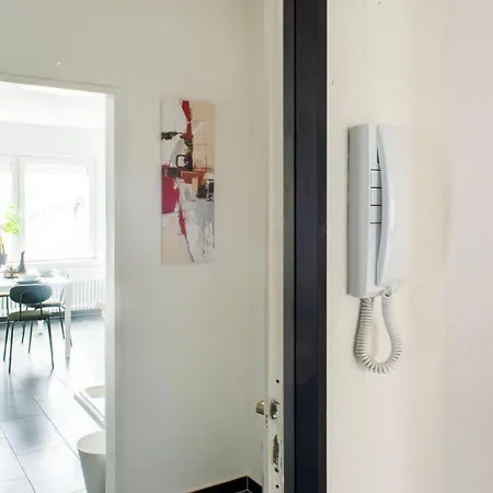 Worker Apartment Gronau - 1 Bedroom - 3 Single Box-Spring Beds *