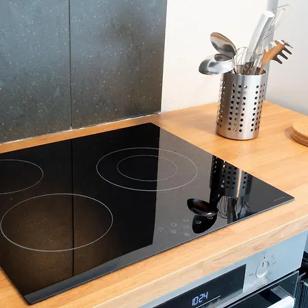 Worker Apartment Gronau - 1 Bedroom - 3 Single Box-Spring Beds *