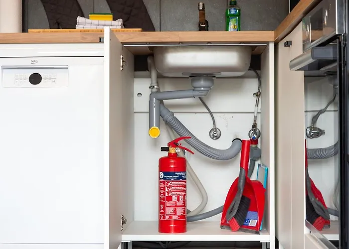 아파트 Modern Cozy - Three Box Spring Beds 그로나우