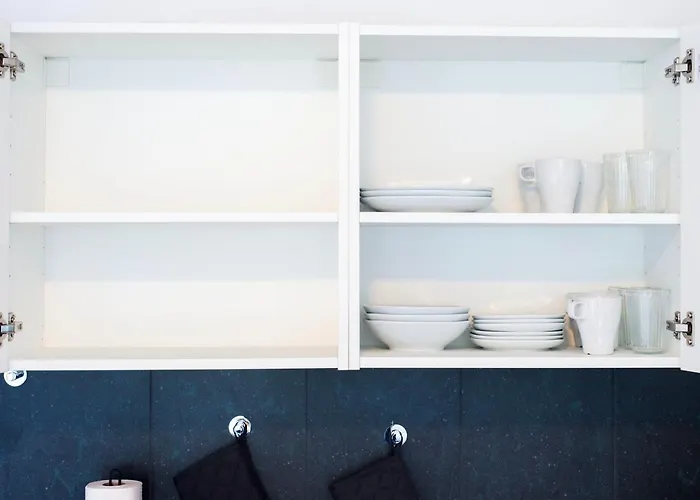 Modern Cozy - Three Box Spring Beds 아파트