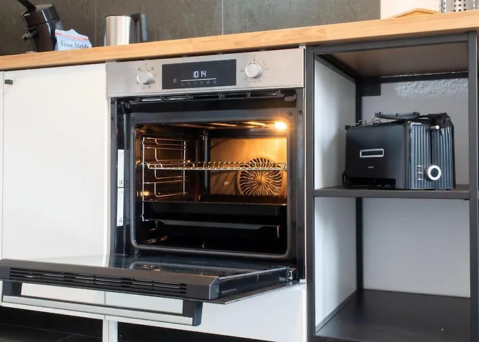 Modern Cozy - Three Box Spring Beds * 그로나우